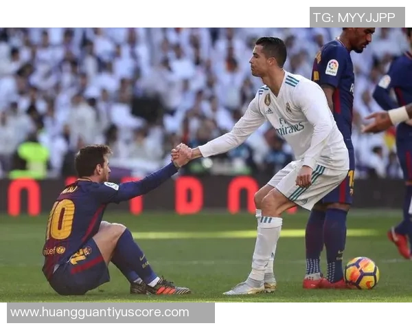 卡洛斯赞梅西齐达内的魔法魅力呼吁年轻球员学习C罗的奉献精神